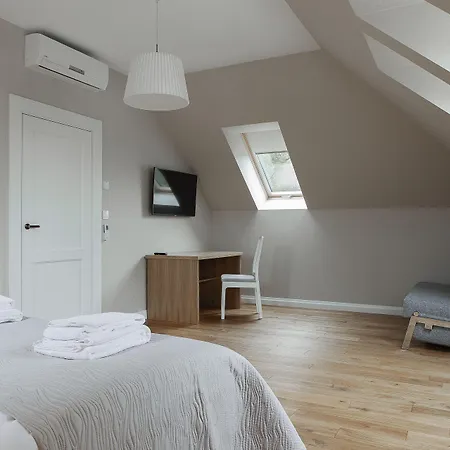 Leśny Dwór * Sulęczyno