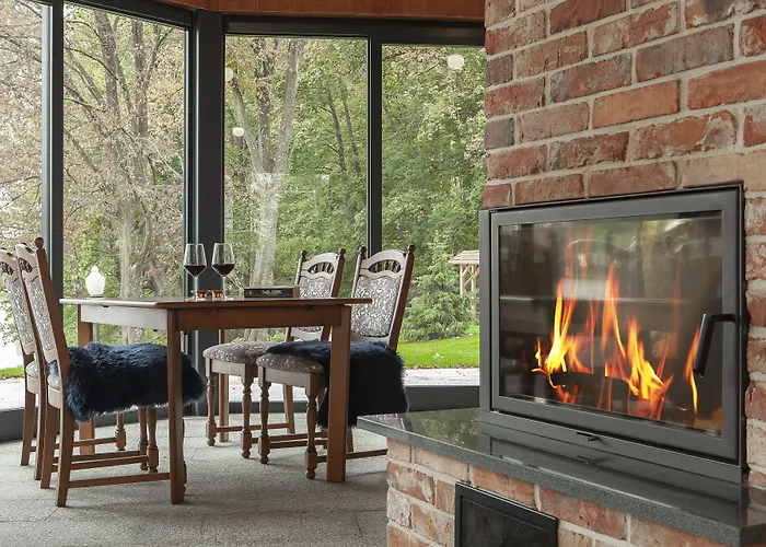 Leśny Dwór * Sulęczyno