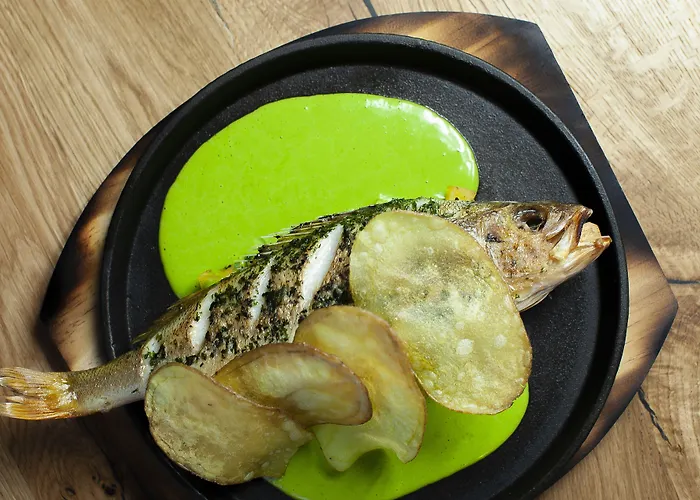 Lesny Dwor אתר נופש Sulęczyno