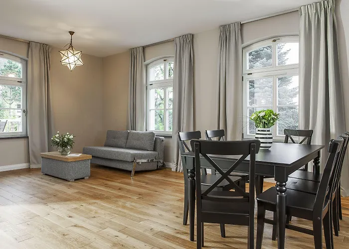 Leśny Dwór * Sulęczyno