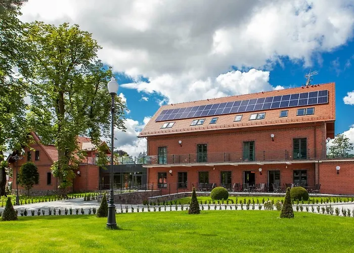 Leśny Dwór * Sulęczyno