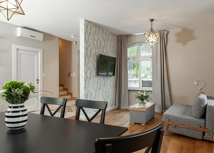 Leśny Dwór Sulęczyno